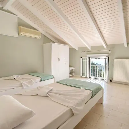 Paxoi Serene Oasis - Mylos Mediterranean Charm Arvanitakeika