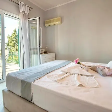 Paxoi Serene Oasis - Mylos Mediterranean Charm Arvanitakeika