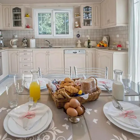 Paxoi Serene Oasis - Mylos Mediterranean Charm