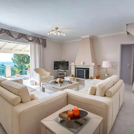 Villa Paxoi Serene Oasis - Mylos Mediterranean Charm Arvanitakeika