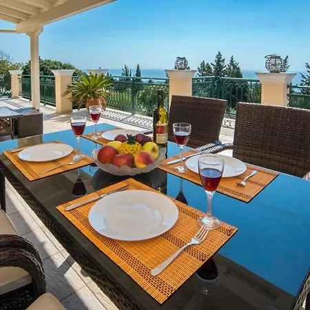 Вилла Paxoi Serene Oasis - Mylos Mediterranean Charm *