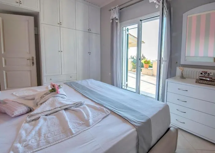 Villa Paxoi Serene Oasis - Mylos Mediterranean Charm Arvanitakeika