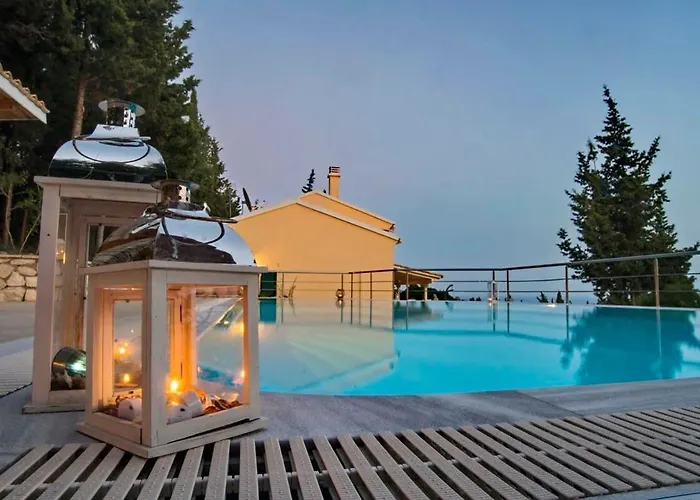 Paxoi Serene Oasis - Mylos Mediterranean Charm Villa *